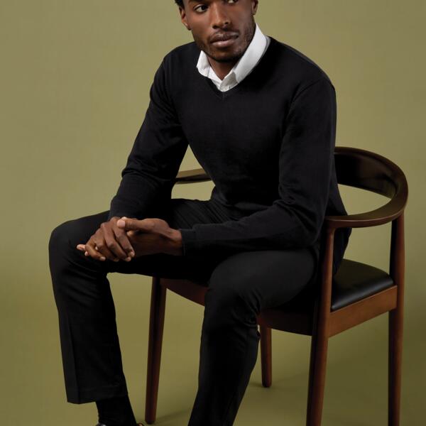 Regular Fit Arundel Long Sleeve V-Neck Sweater Thumbnail